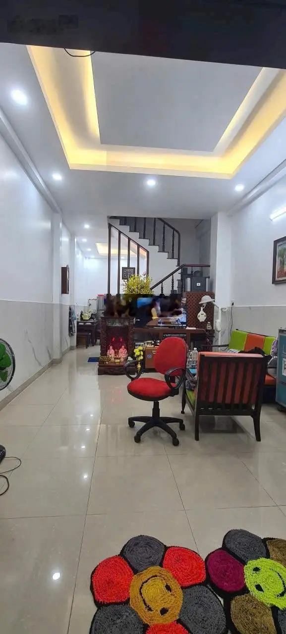 Chính chủ bán gấp nhà 2 lầu giá 1tỷ370triệu - ngay vòng xoay an lạc. đang cho thuê 15tr/tháng