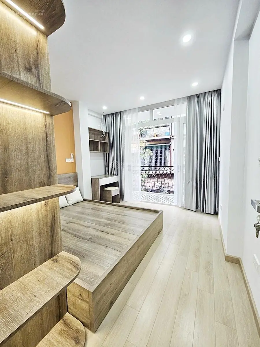 Cực hiếm giá đầu tư hoàng hoa thám ngõ thông rộng gần ô tô dt 70m*4 tầng giá chỉ 12 tỷ