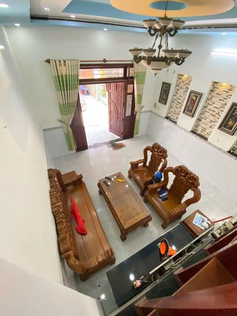 Bán nhà 2 lầu chỉ 4,25 tỷ Nguyễn Duy Trinh Q9. DT 54m2 SHR. LH 0777066878