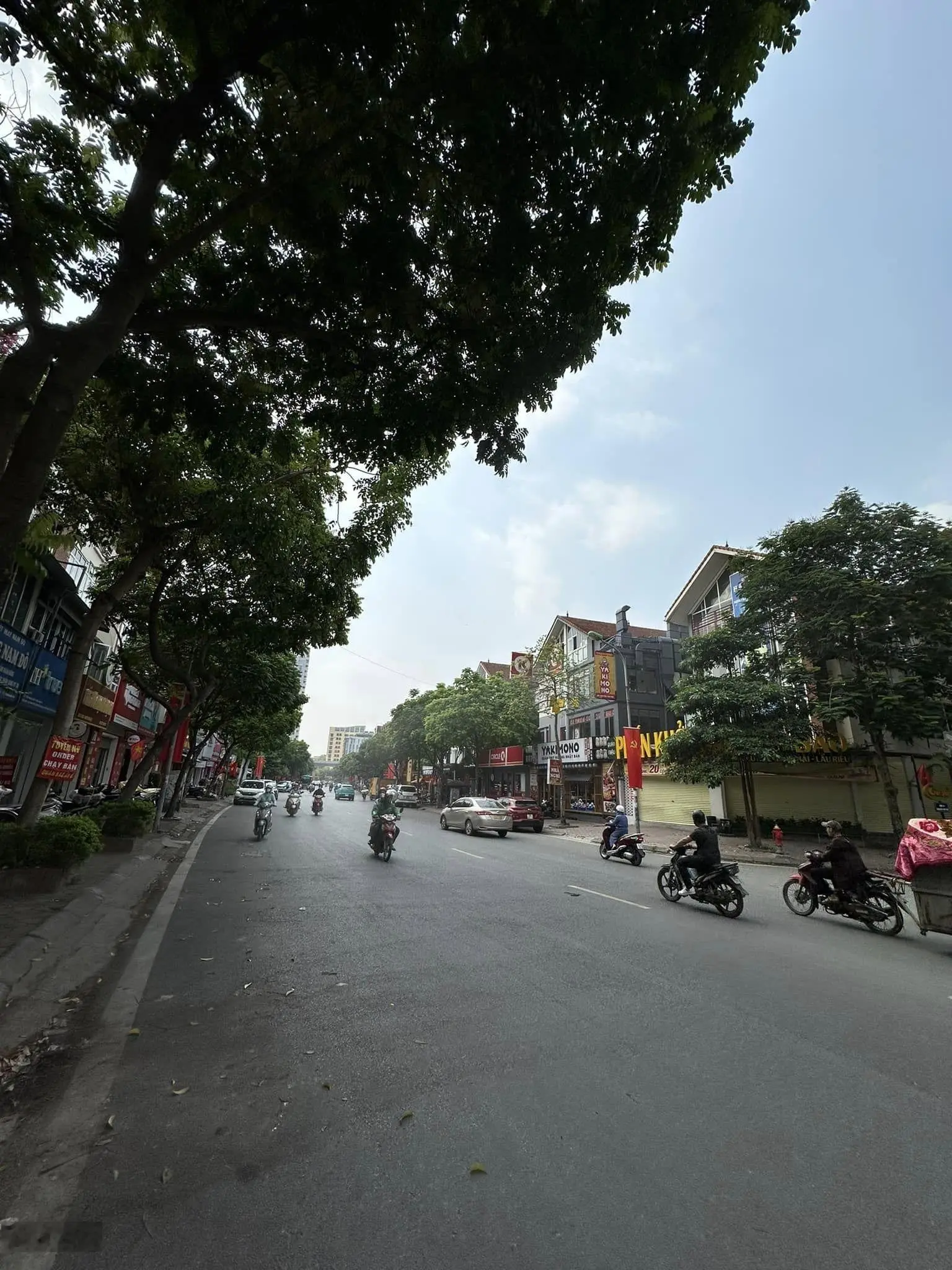 Nhà mặt phố Nguyễn Văn Lộc, hai mặt tiền, view công viên, KD vip - 37 tỷ
