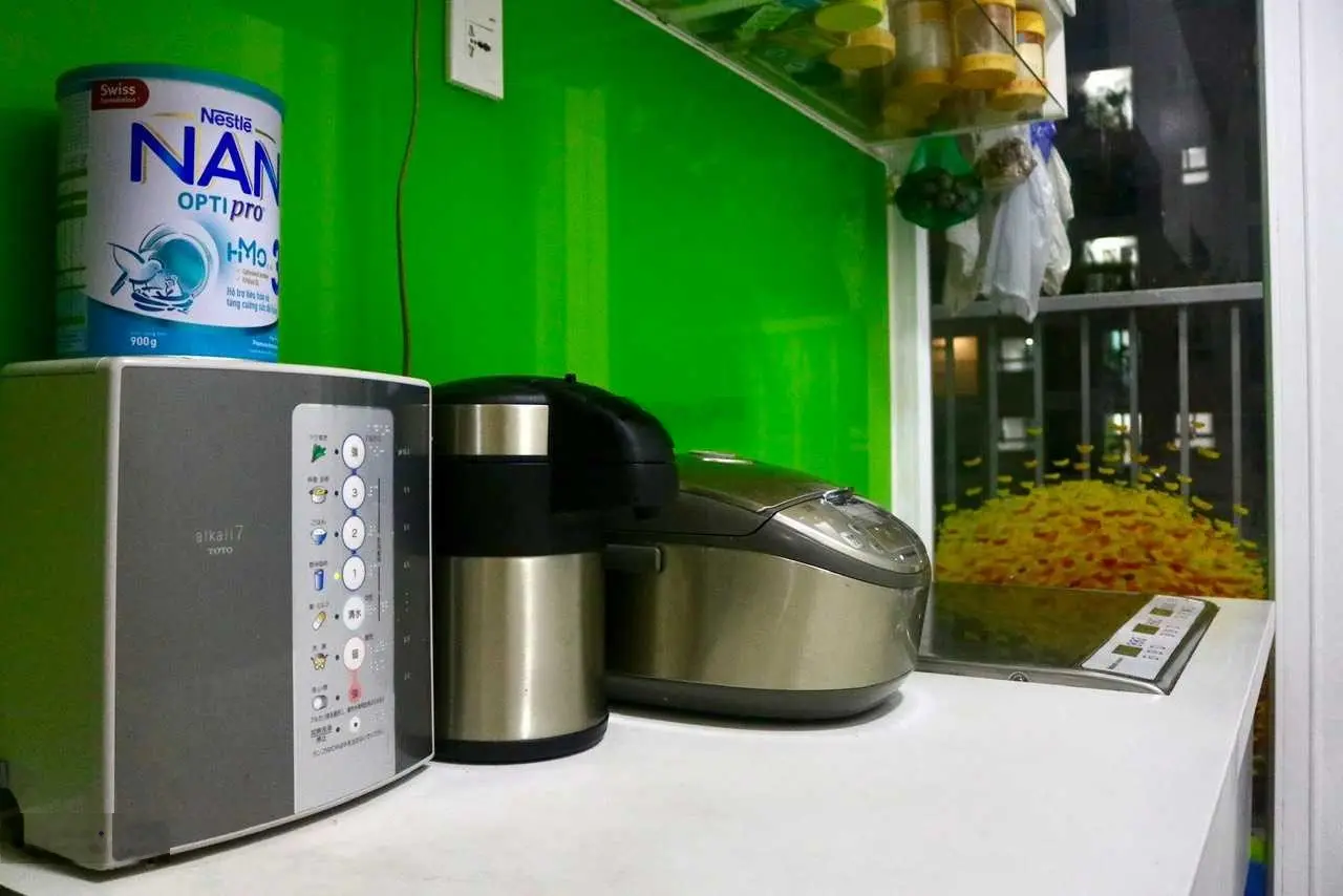 Bán DT 50m2 - sổ hồng sẵn - 1,650 tỷ full đồ nội thất