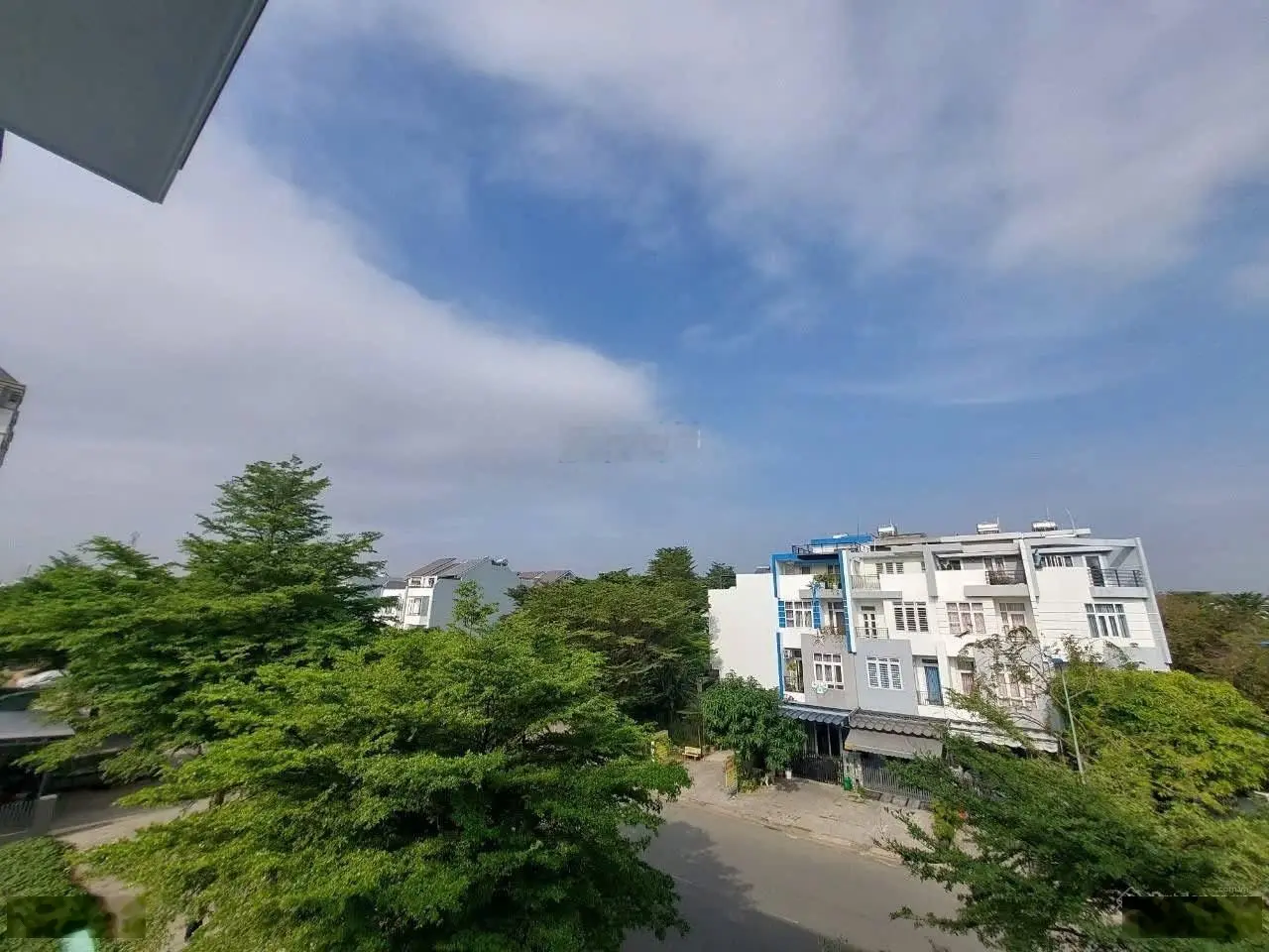Bán nhà mặt tiền đường Huy Cận, Phước Long B, Thành Phố Thủ Đức. Diện tích 100m2, sàn 311m2, 18 tỷ