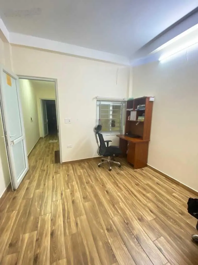 Bán nhà Đền Lừ - Hoàng Mai - ô tô đỗ cửa - kinh doanh - văn phòng sổ riêng 44m2 5 tầng giá 7,6 tỷ
