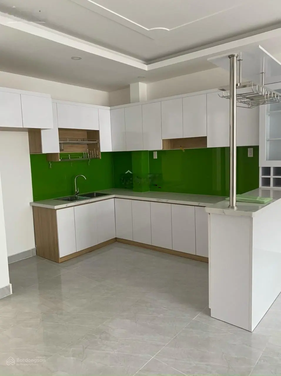 Bán nhà 1 sẹc đường 18B quận Bình Tân, ngang 4,5x17m, đúc 3,5 tấm hẻm 8m. Xe hơi vào nhà 5tỷ8