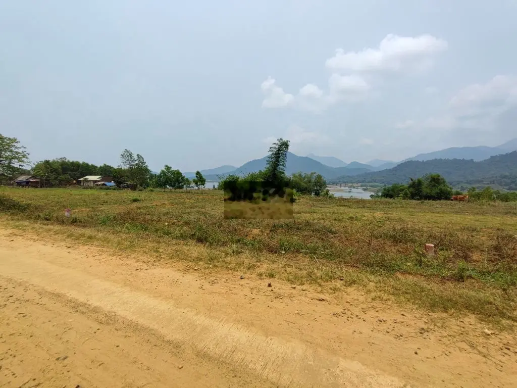 Đất 12x33m, thổ cư 70m2 view hồ Sông Hinh. Đường bê tông ô tô vào