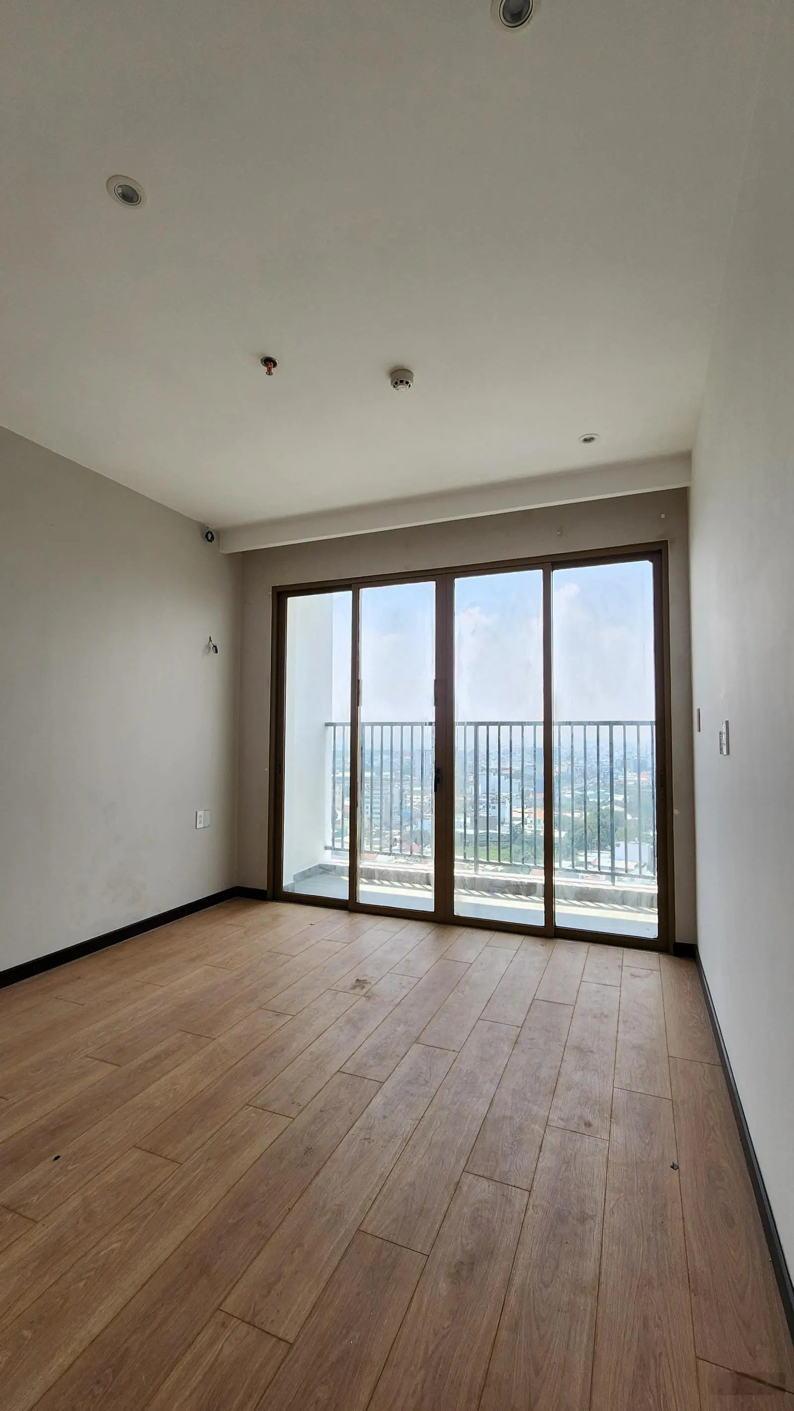 Bán căn Penthouse Sân Vườn View Trung tâm, Landmark 81 (Full nội Thất thương hiệu)