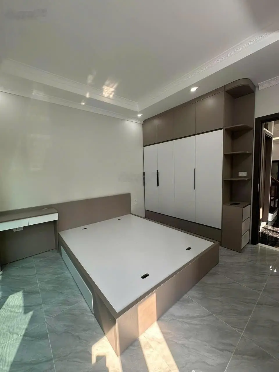 Cần Bán Nhà Hà Trì- Hà Đông. 50m-5 tầng.Ngõ thông. Lh 0353 131 ***