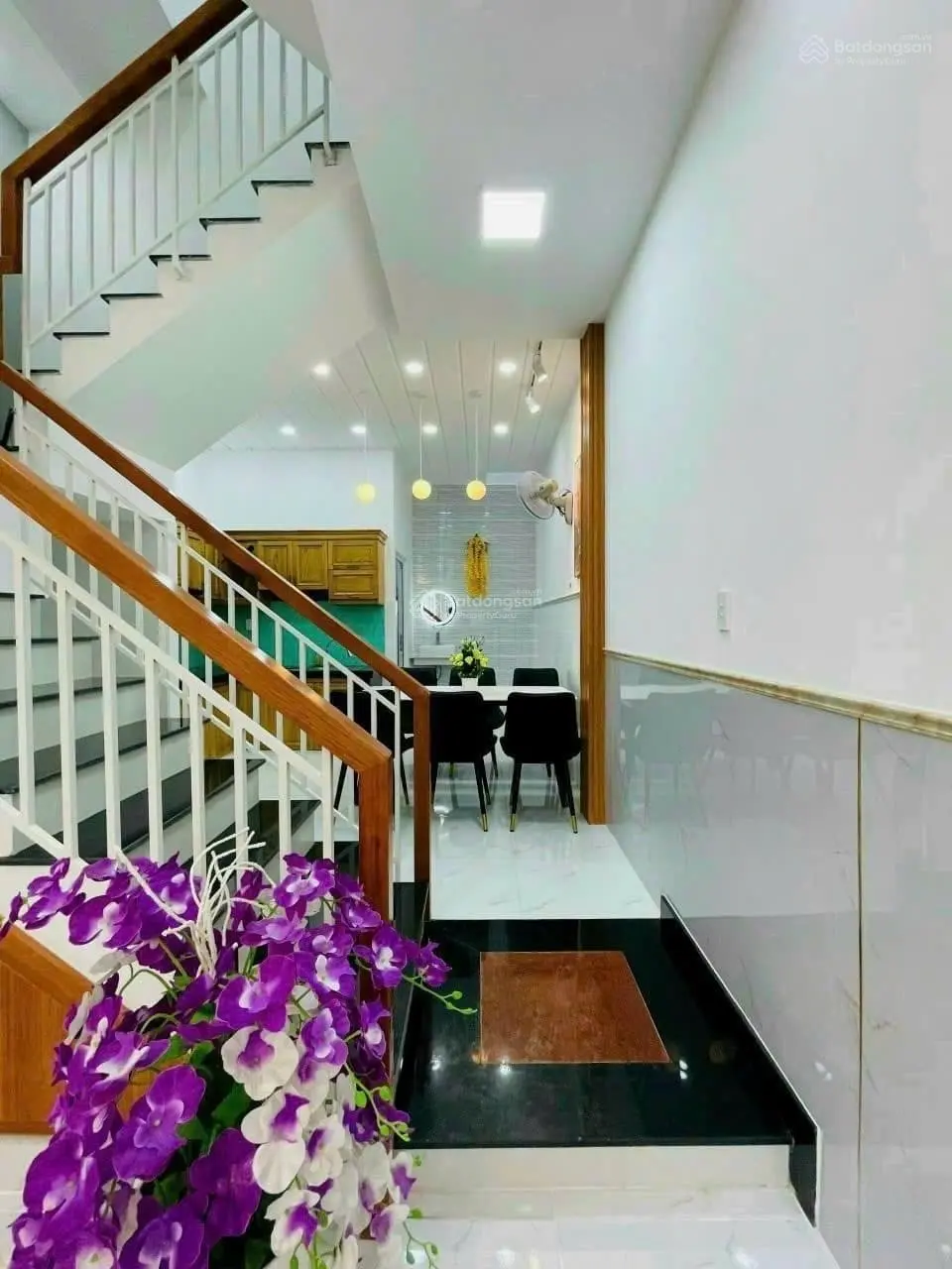 Bán nhà Phan Văn Trị, Gò Vấp. Gần E - Mart. 57m2. Hẻm thông 5m. SHR. 0708 052 *** Phụng