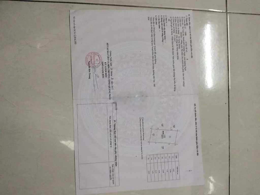 Bán đất 3 mặt tiền đường 38m Quãng Ngãi giá 290 triệu