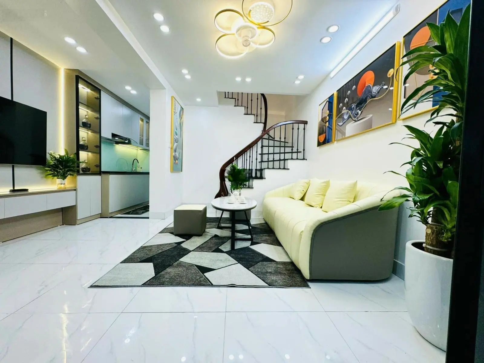 Thanh xuân hiếm 29 m fuul nội thất nhà đẹp long lanh chỉ 4.38 tỷ