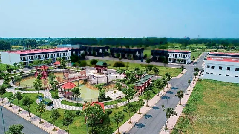 Chủ ngộp lãi ngân hàng, cần thanh lý gấp lô đất 80m2 đối diện công viên, giá 780tr, sang tên ngay