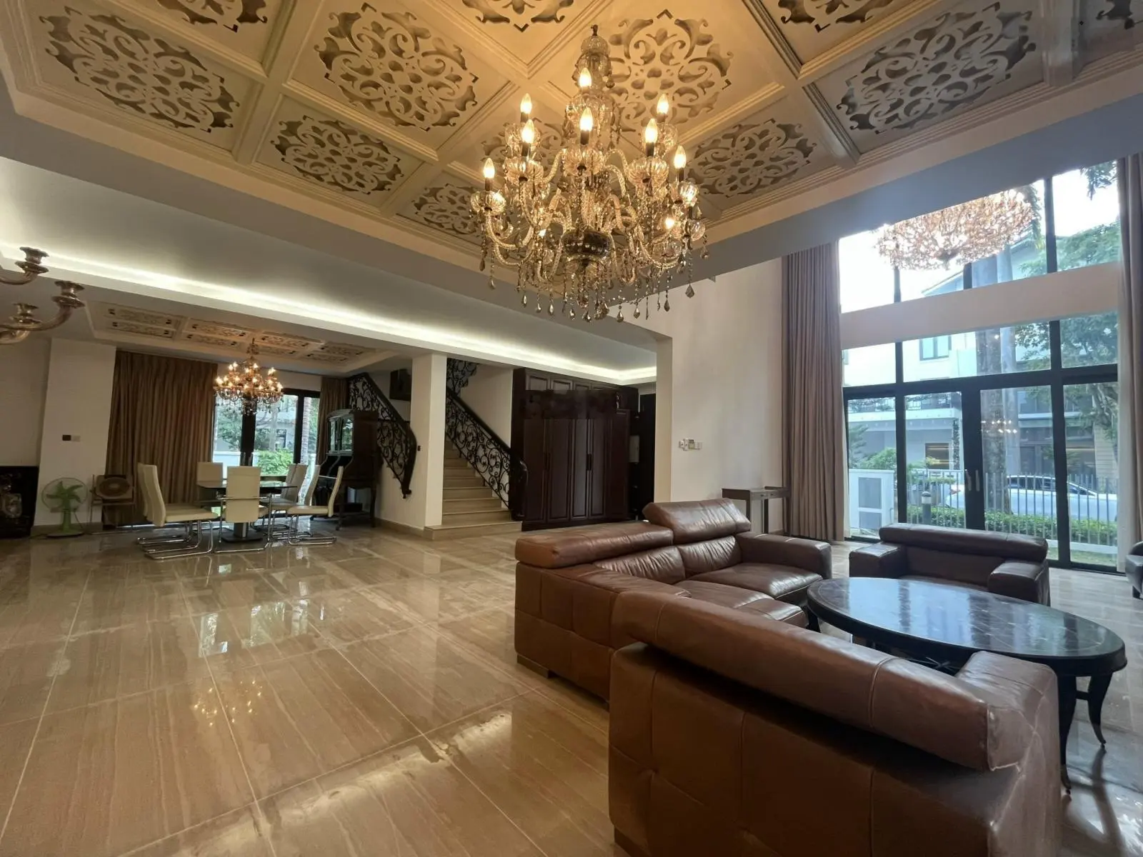 Siêu đẹp biệt thự 3 mặt tiền - trực diện sông & công viên - Bảo vệ 24/24 - 600m2 trệt 2L - 249 tỷ