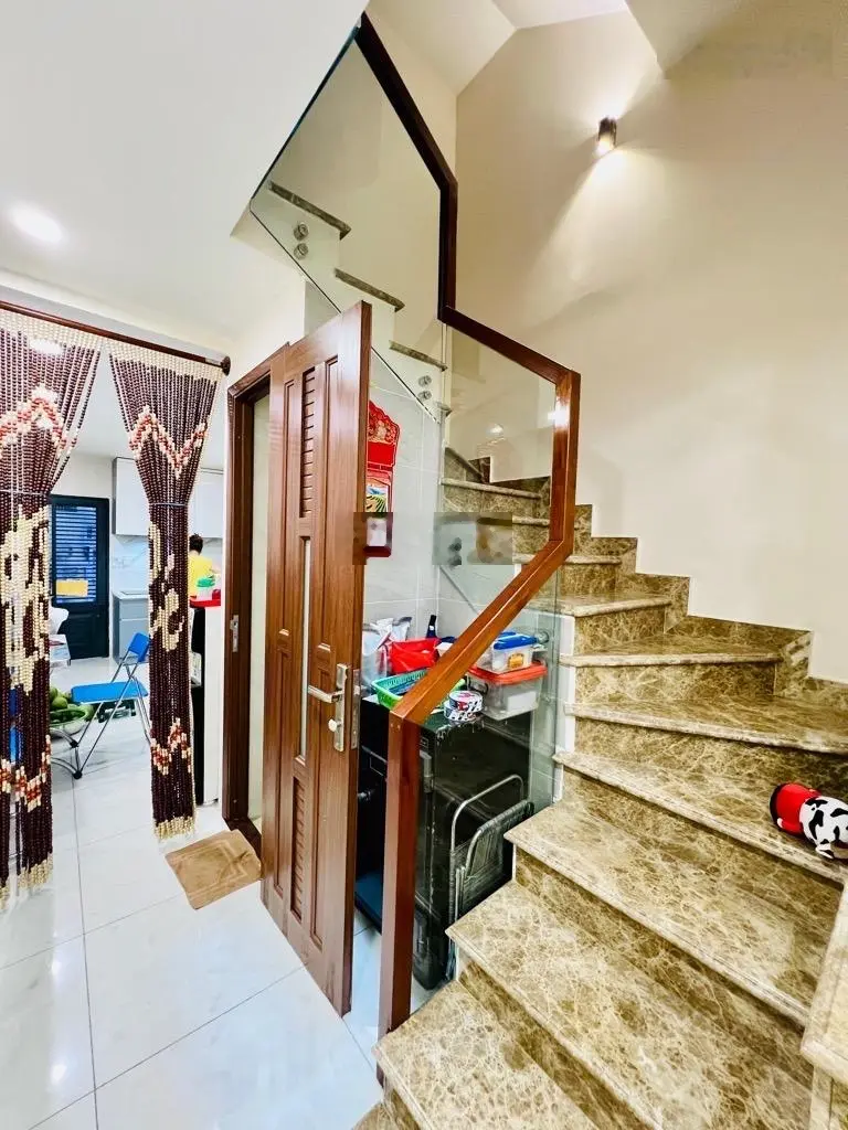 Bán nhà trần hưng đạo, nguyễn cảnh chân, quận 1, 5 tầng, dt 45m2, hẻm ôtô 6m, 8_tỷ nhỉnh tl
