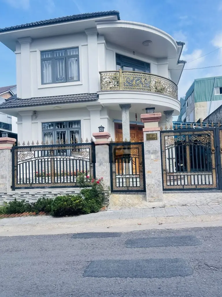 🏡Biệt thự Mặt tiền Yersin Đà Lạt rộng hơn 263m2 đi ra hồ chỉ 3 ph