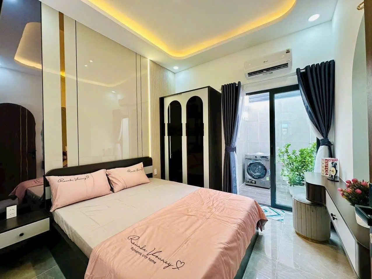 Bán nhà Phạm Văn Bạch, Tân Bình, 51.2m2 (3.2x16m), gần chợ, sân bay, SHR, HXH, 0947489255