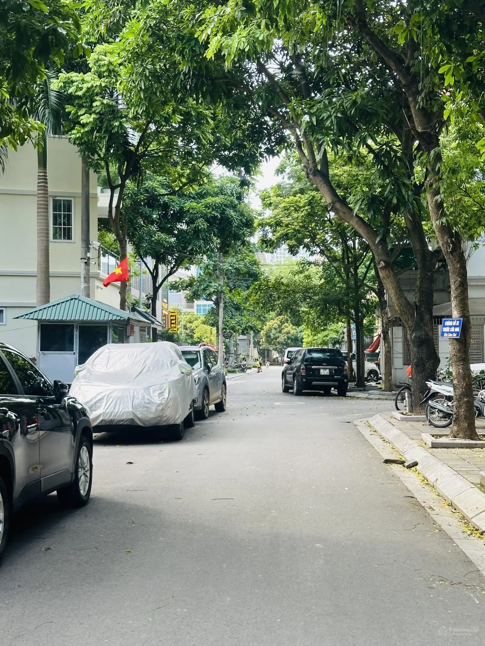 Siêu hiếm! Bán nhà Vũ Tông Phan 38m2*4T*3.8m MT - ô tô đỗ cổng - xây mới - đủ nội thất - ở ngay