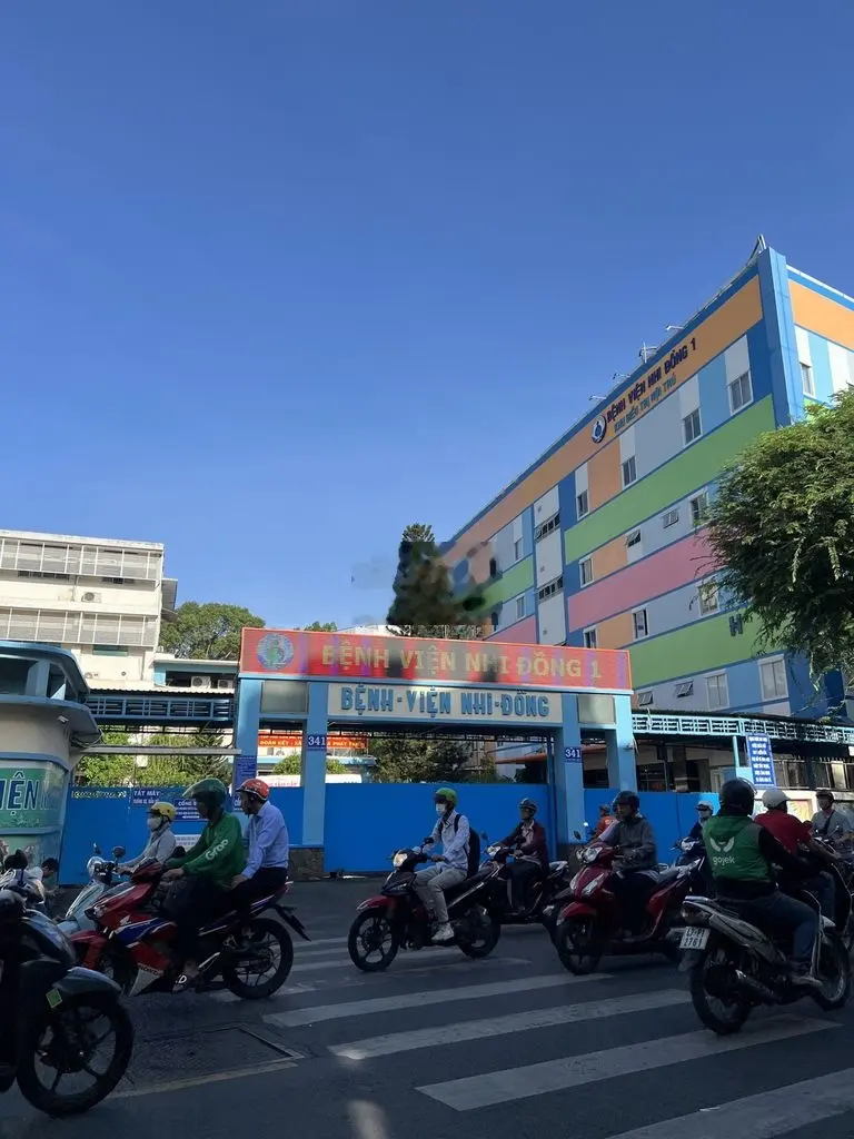 Nhà đường Sư Vạn Hạnh, 35m2, 1 trệt 3 lầu, 4PN 3WC. Ngay BV Nhi Đồng 1