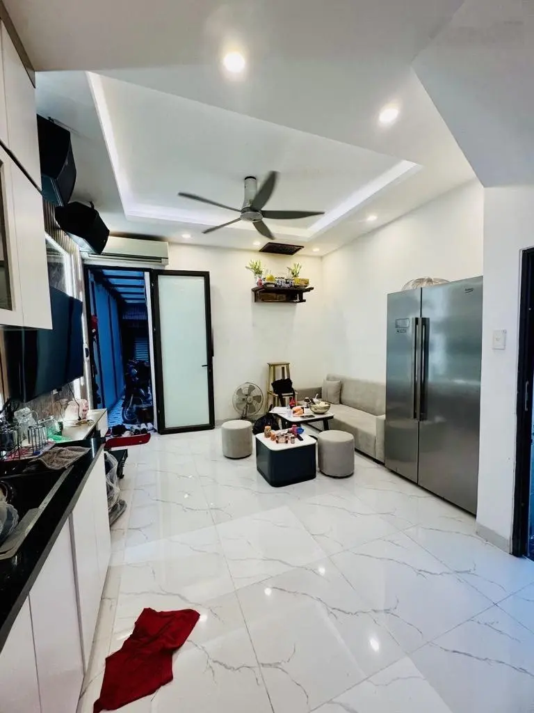 Bán nhà phố Bạch Mai - 5 tầng - 3PN đủ nội thất - Ô tô đỗ gần. Giá: 5,85 tỷ. LH: 0779548866