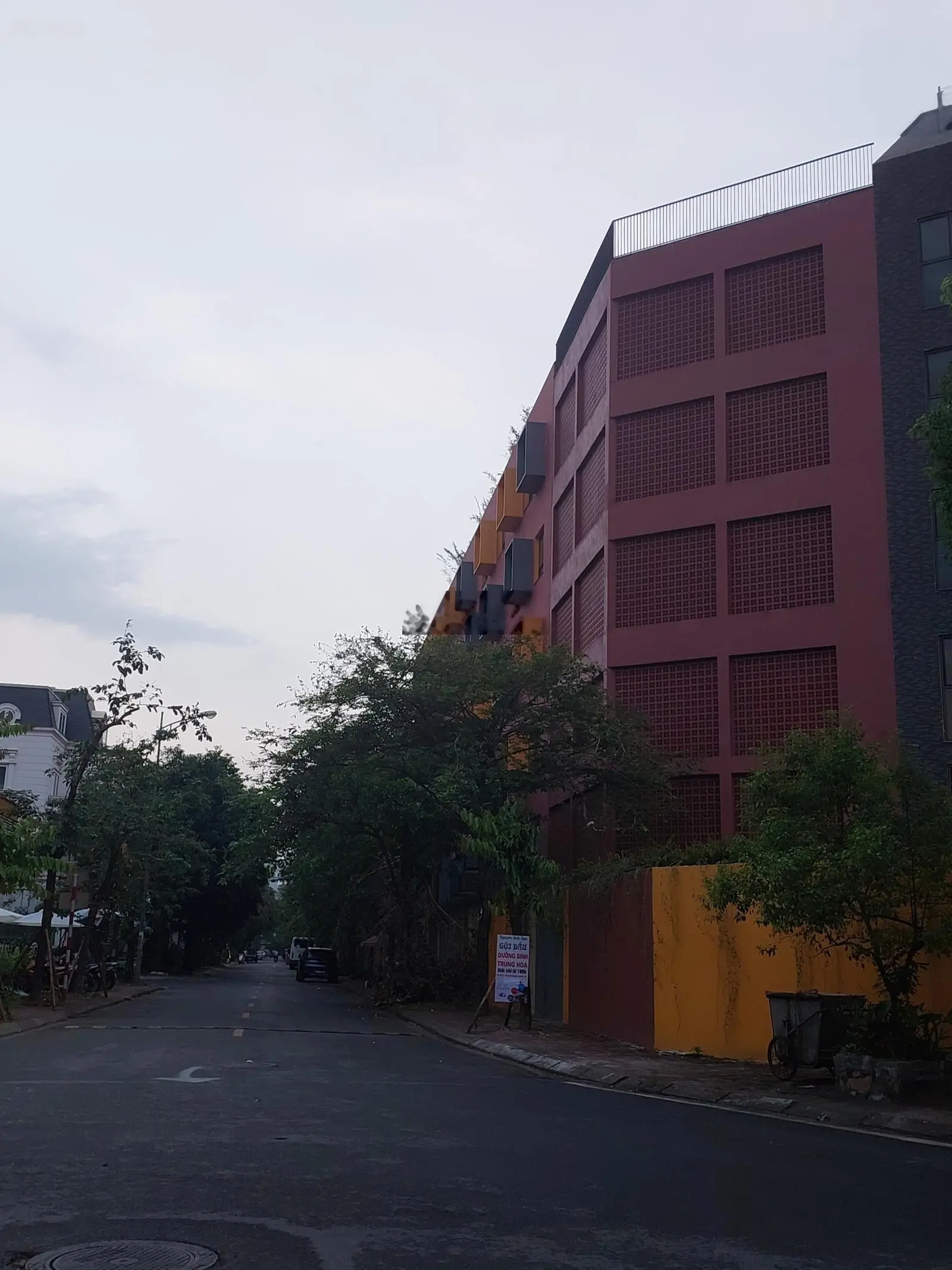 Bán biệt thự Việt Hưng 167m2 3 tầng giá 35 tỷ tại đường Nguyễn Văn Ninh, Long Biên, Hà Nội