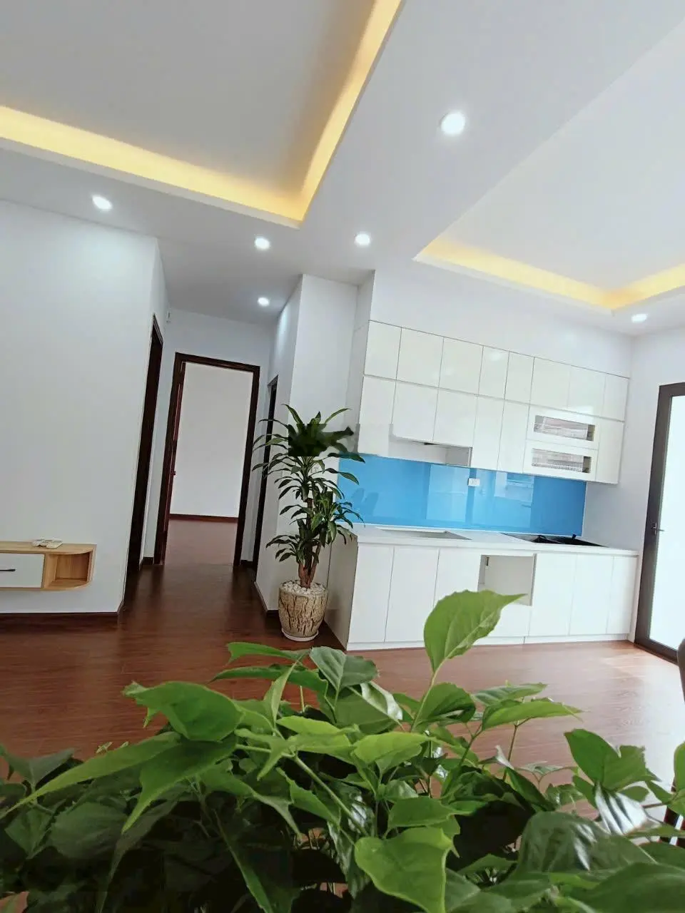 Em bán căn CC 3.2 tỷ Việt Hưng, LB nhà mới tinh ạ