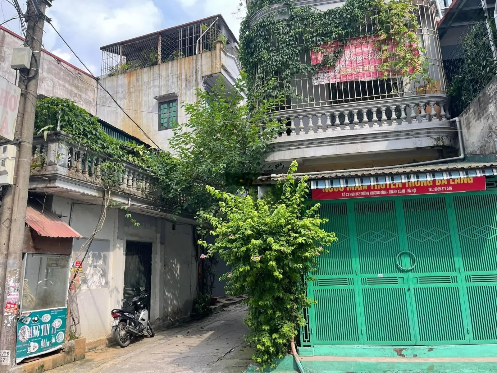 Khương Đình - Nhà 2 mặt ngõ ô tô - trong sân 3 ô tô đỗ - cách hồ Hạ Đình khoảng 50m - ở sướng
