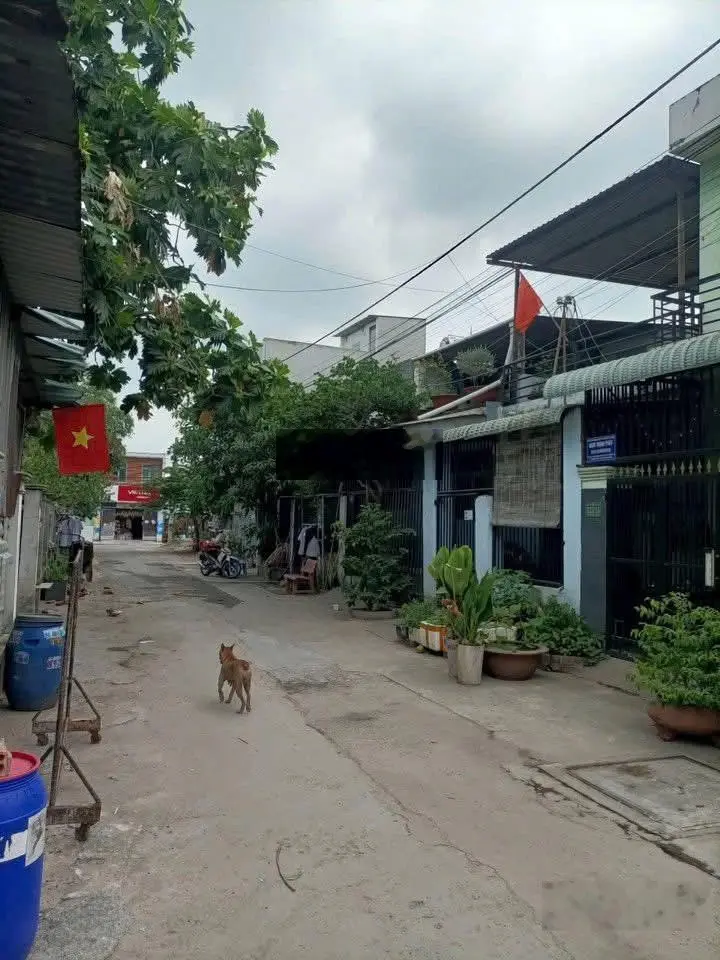 Bán nhà riêng 1 trệt 1 lầu Gần TTYT Dĩ An, Bình Dương, 2,79 tỷ SHR : lh 0932136186