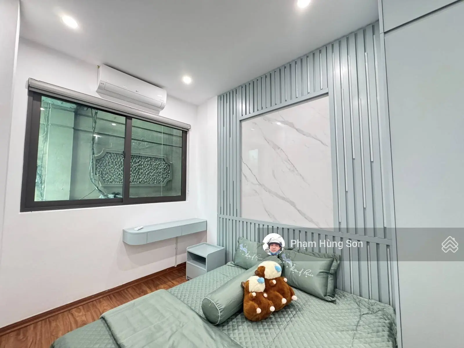 Phân khúc hiếm - sổ đỏ vuông - nhà đẹp - xe tải đỗ cách nhà 30m - ngõ vào xe bác gác phóng!