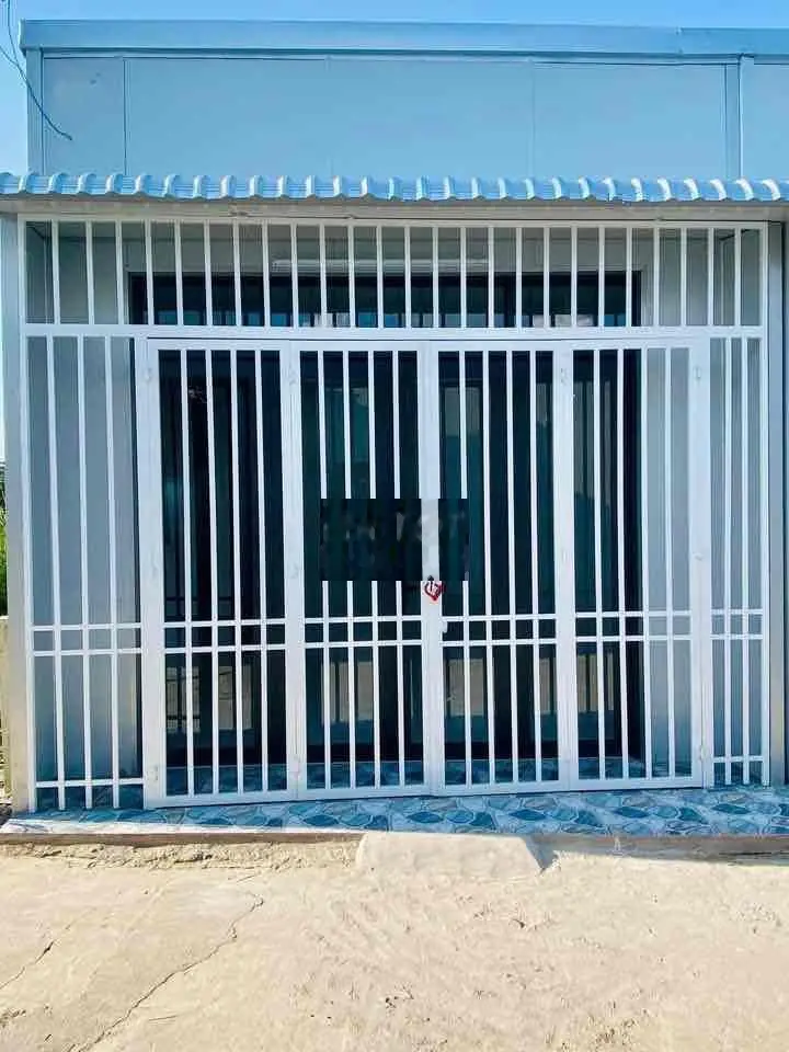 Nhà Cấp 4 Đẹp, 4x 14m2, 2 Phòng Ngủ. Đường Xe ÔTô Chạy. Sổ Hồng Riêng