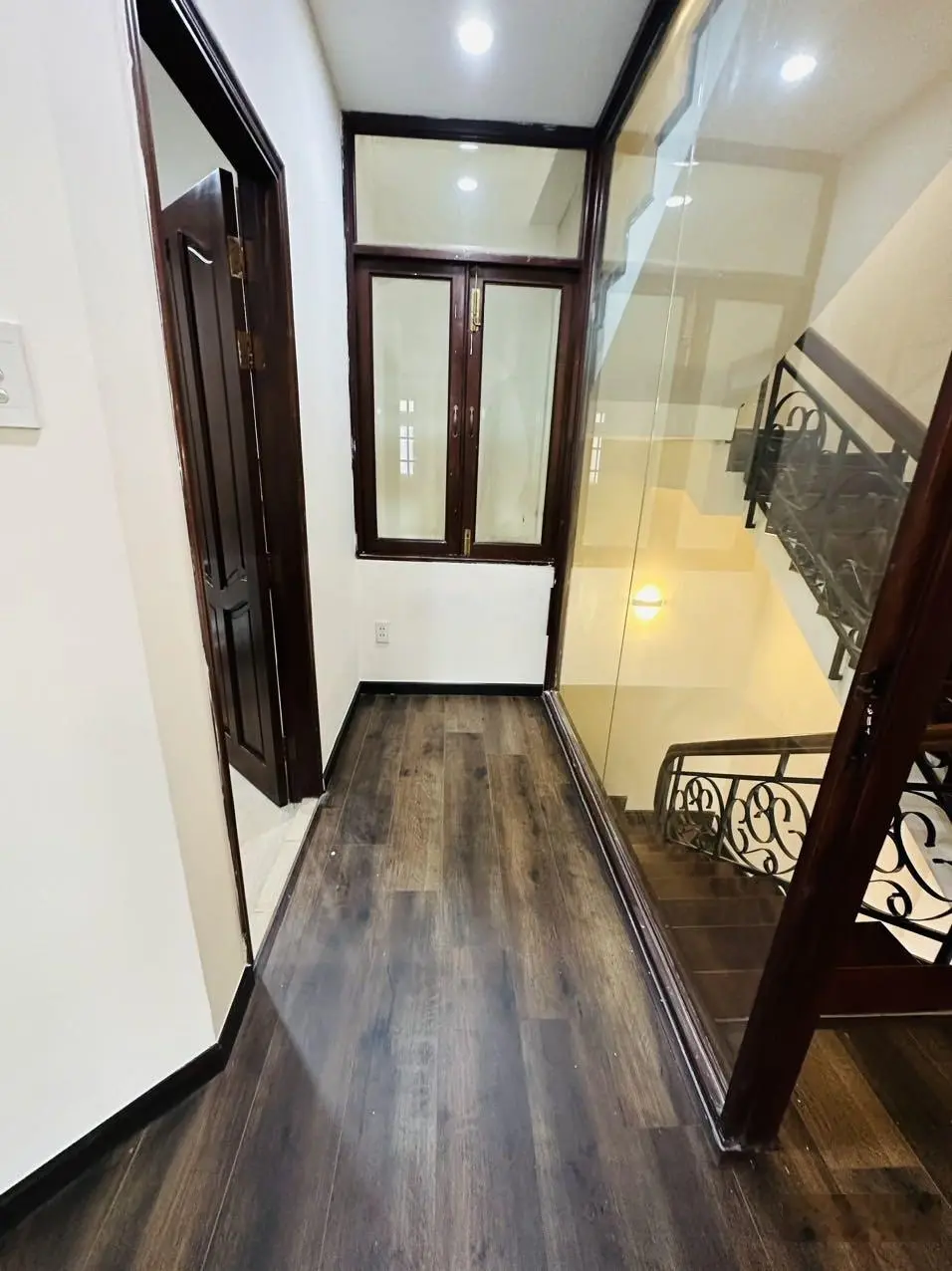 Căn biệt thự 6x20m siêu đẹp tại Đồng Đen khu Bàu Cát sầm uất giá sập sàn 12ty