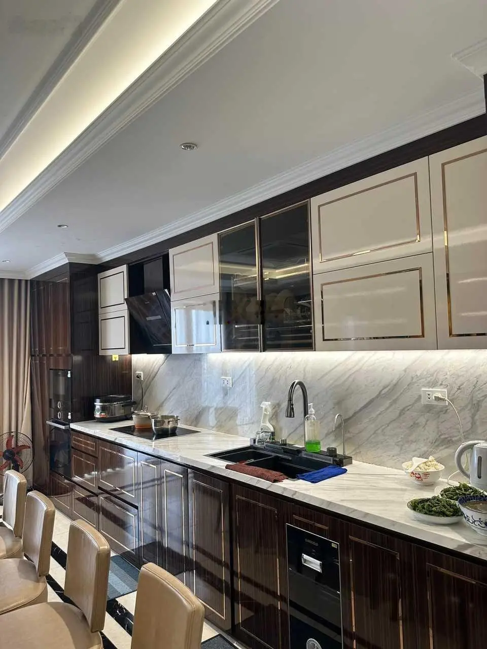 Bán nhà phân lô ngõ 106 Hoàng Quốc Việt, 30m ra phố, gara ô tô, mới đẹp, ở luôn, 68m2*4T