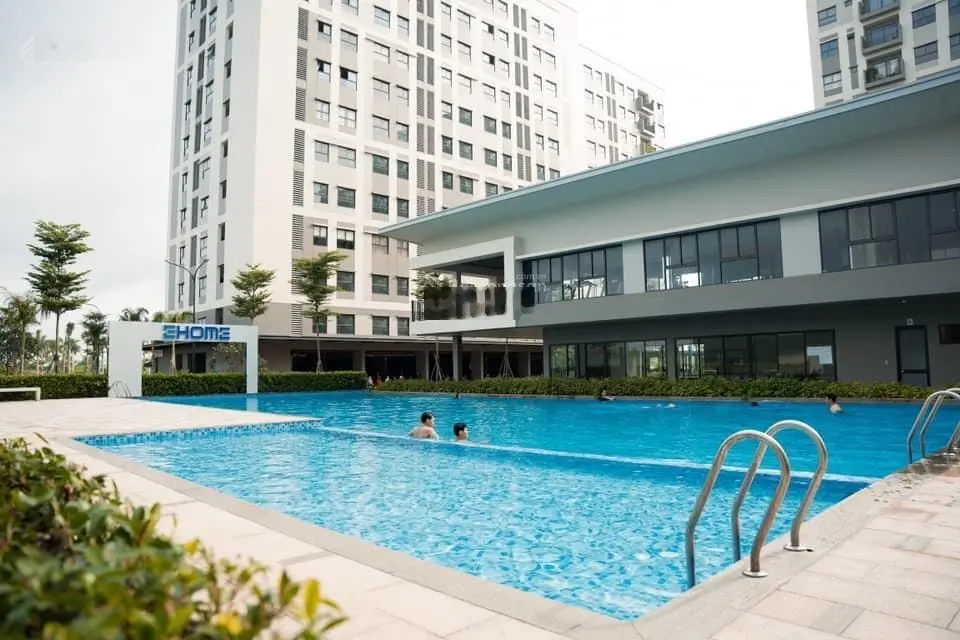Bán căn 51m2 nhà mới hoàn toàn tầng 10 view đẹp giá full 1,1 tỷ. LH 0906 499 ***