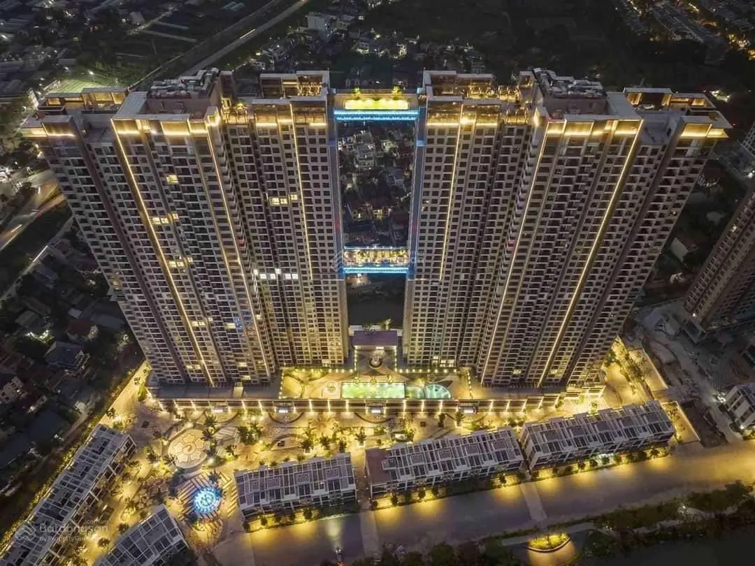* Bán căn hộ Skyoasis 2 ngủ + full đồ gỗ giá tốt tại Ecopark