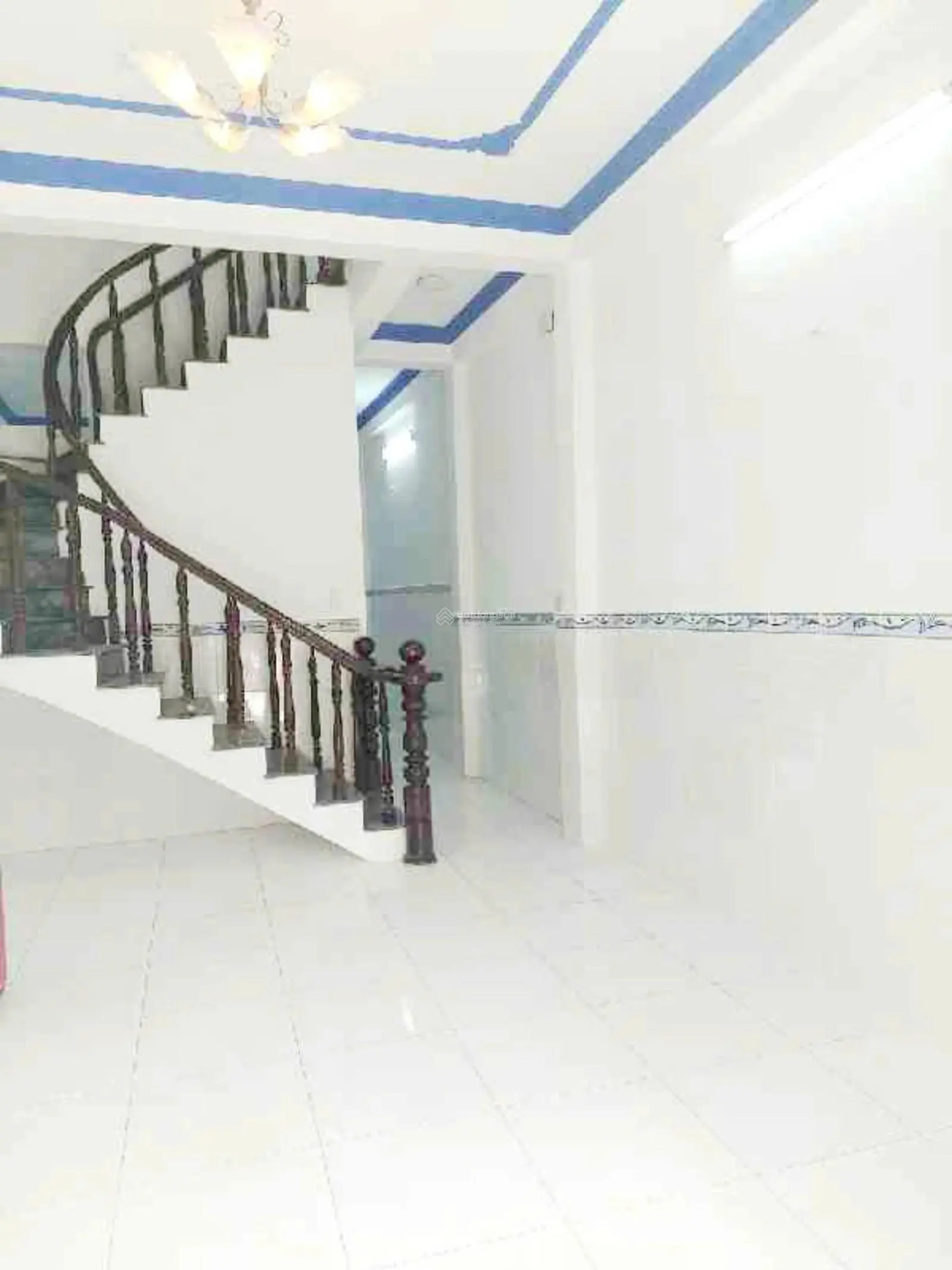 Bán nhà đẹp, rẻ vườn lài-tân phú giá chỉ 6,9 tỷ(tl),mr ý:0909 100 ***