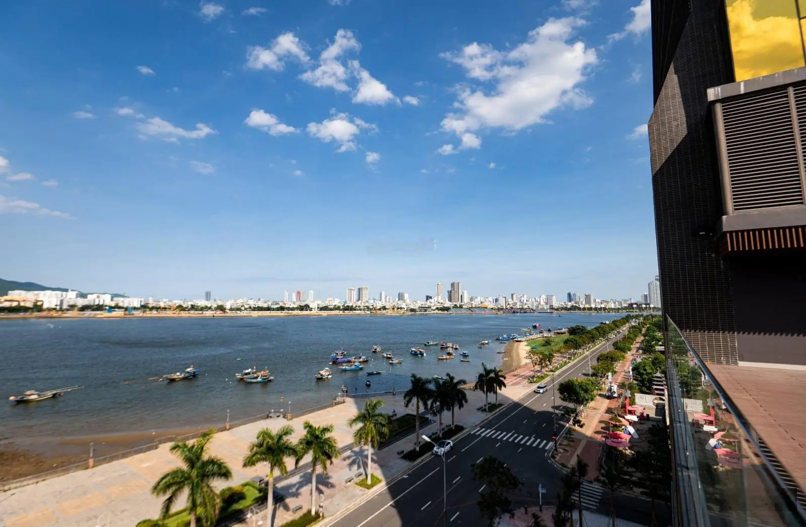 Cắt lỗ 200 triệu, bán gấp căn hộ 2PN tại SAM Towers Đà Nẵng, đường Như Nguyệt