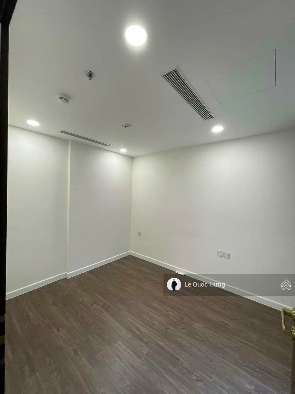 Bán Văn Phòng Đa Năng (2PN+2WC) DT 70m2 tầng trung giá 2ty800 (Bao thuế phí)