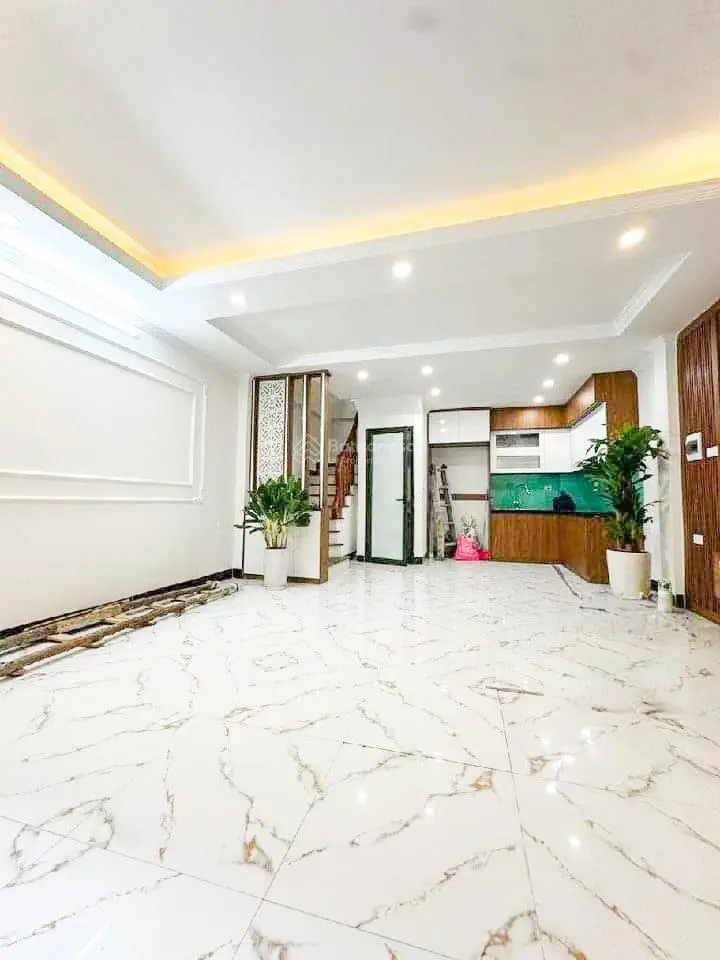 Bán nhà 45m2 5 tầng Thạch Bàn - dân xây mới - 3 thoáng - ngõ vào oto