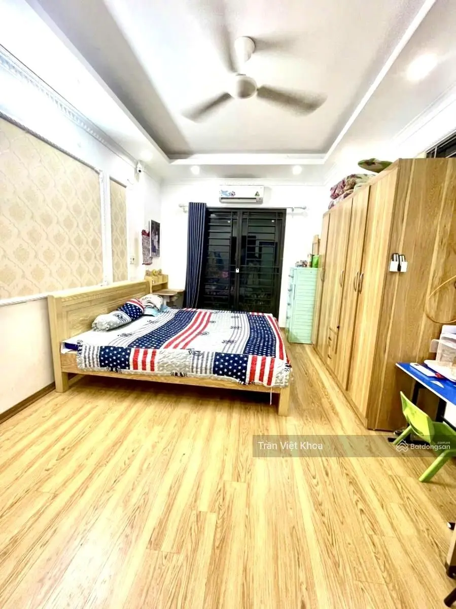 Bán nhà 4 tầng mới đẹp 35m2 - Quang Trung, Yên Nghĩa - Vài bước chân ra ô tô - 4.8 tỷ