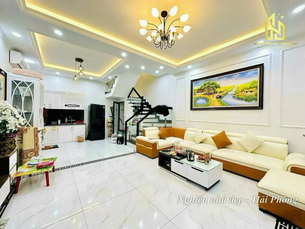 Chính chủ bán Nhà đẹp tại phố Đông Khê thông Lê Hồng Phong, ô tô đỗ cách nhà chỉ 10m.