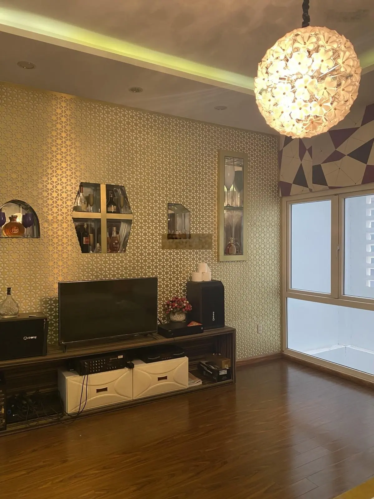 Vị trí hiếm. Ngay Hải Châu - Hòa Cường Bắc. Nhà 5 tầng. Chỉ 13,9 tỷ