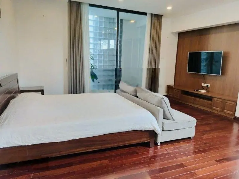 Chính chủ tôi cần thanh khoản gấp tòa siêu phẩm 198m 8 tầng thang máy Tây Hồ Hà Nội vị trí đắc địa