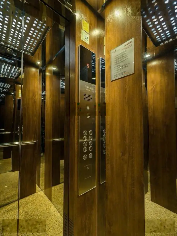 Vip rẻ! Bán tòa căn hộ đường Phước Trường 15, 8 tầng, Dt 80m, gần biển. Giá chỉ 16,x tỷ Tl