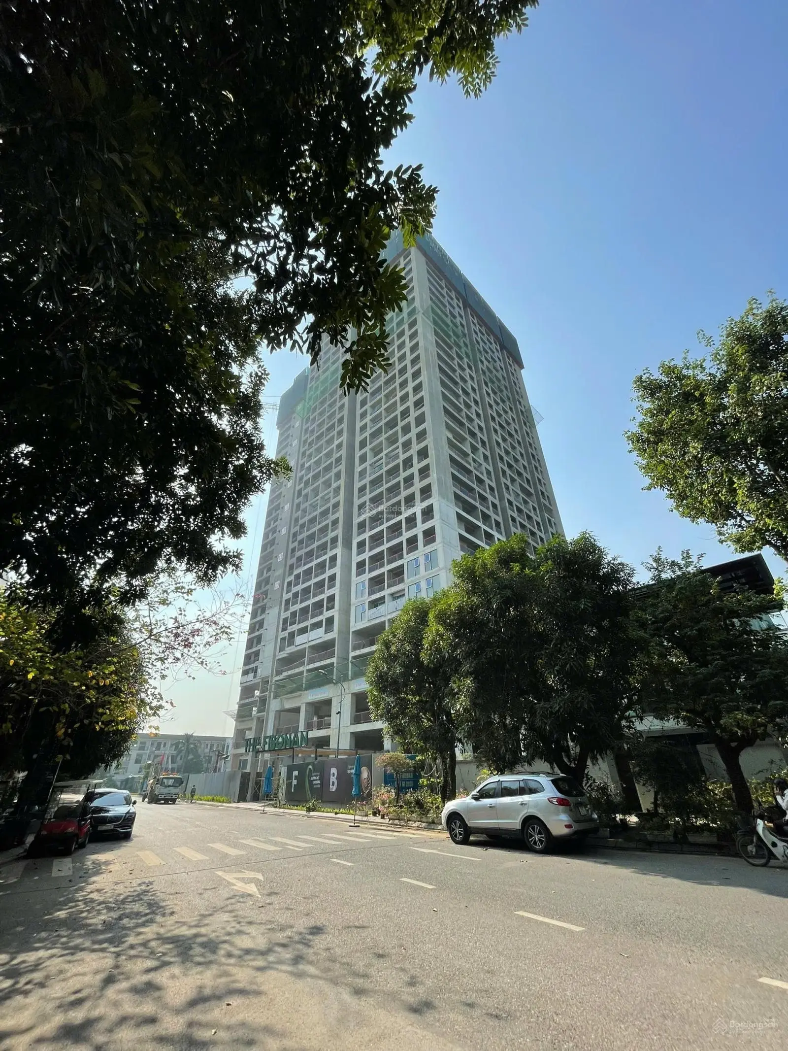 Căn hộ 2PN view sông & công viên tại chung cư Fibonan KĐT Ecopark, CK 6% 259tr, nhận nhà 2025