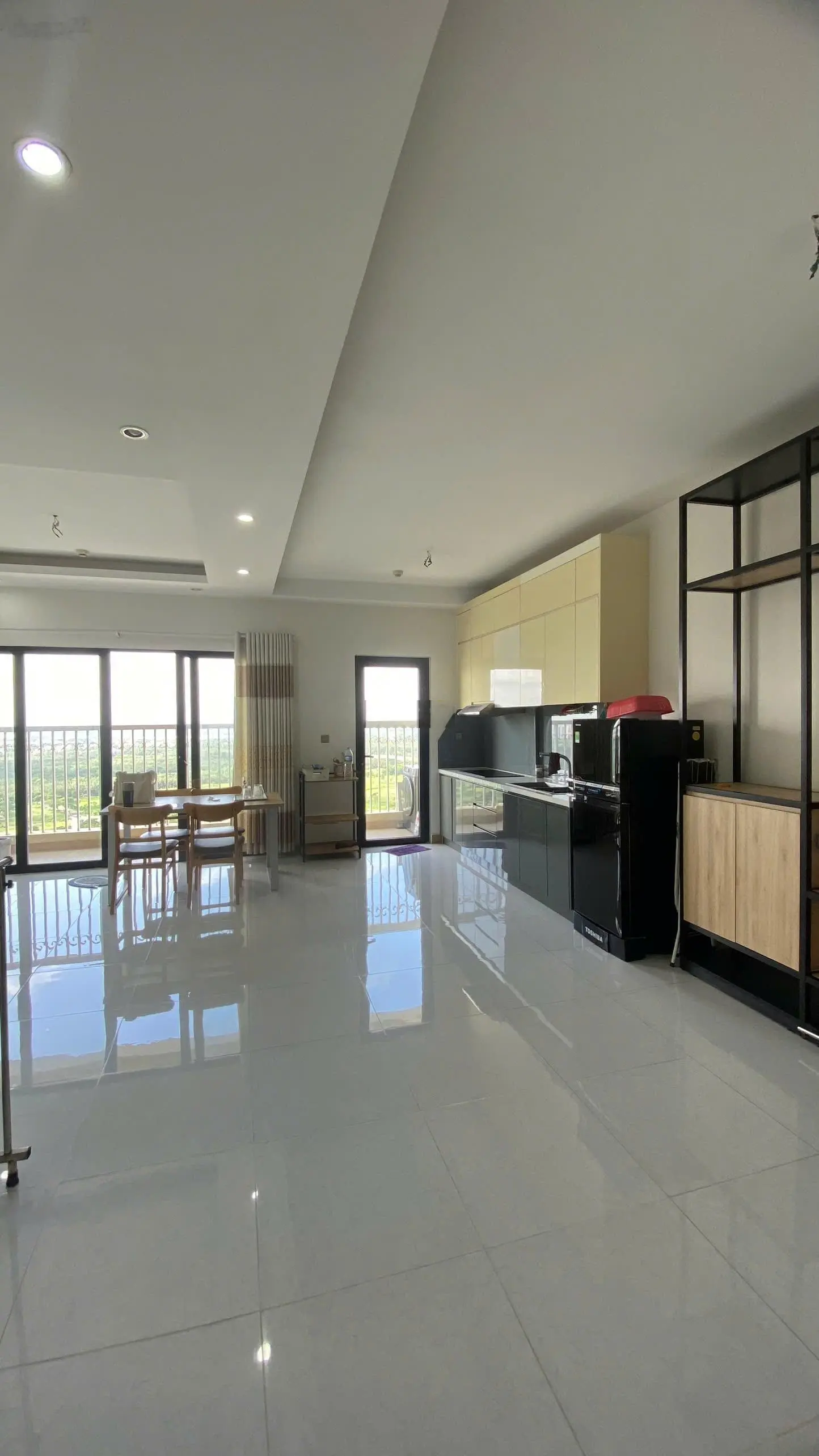 Bán căn hộ 85m2 2PN/2WC NHÀ ĐẸP VIEW ĐẸP giá tốt chỉ 2 tỷ 560 tại Era Town Đức Khải Quận 7