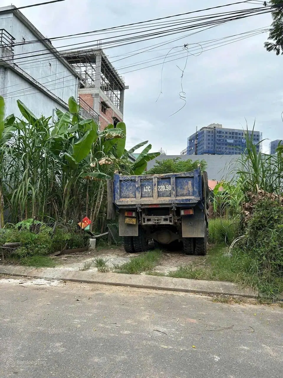 Bán lô ngang 9m mặt tiền đường Lê Tự Nhất Thống, sát trường Liên Chiểu. LH: 0911 720 ***