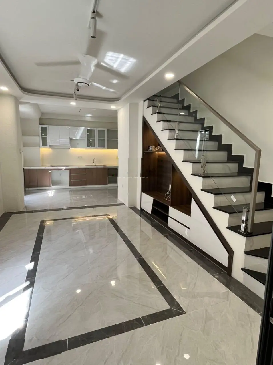 Bán nhà SHR 4,8 tỷ hẻm 1113 đường Huỳnh Tấn Phát, Phú Thuận, Quận 7 (hẻm thẳng cách MT HTP chỉ 70m)