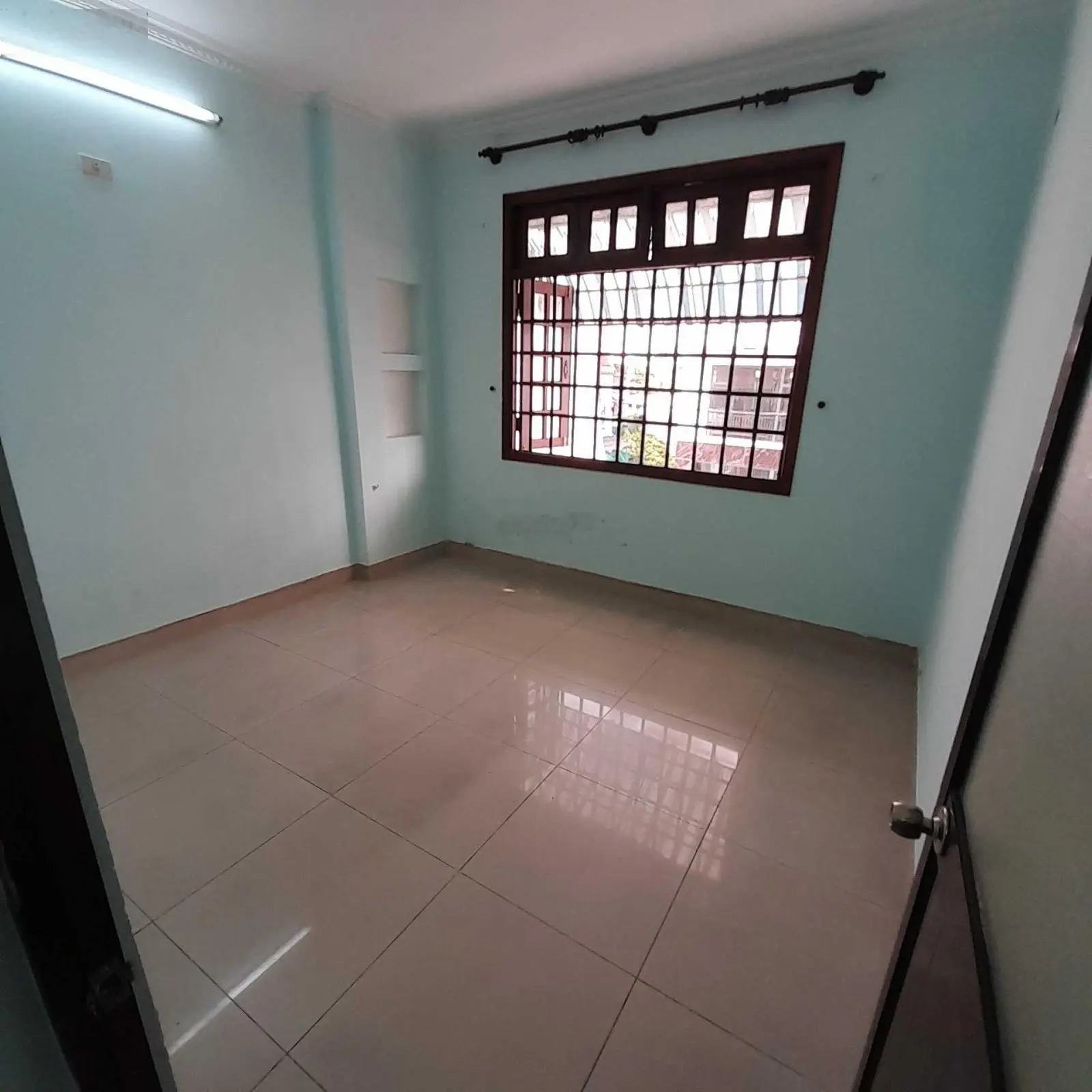 Bán nhà 2 lầu hẻm Số 30, đường Hiệp Bình, Hiệp Bình Chánh, thành phố Thủ Đức