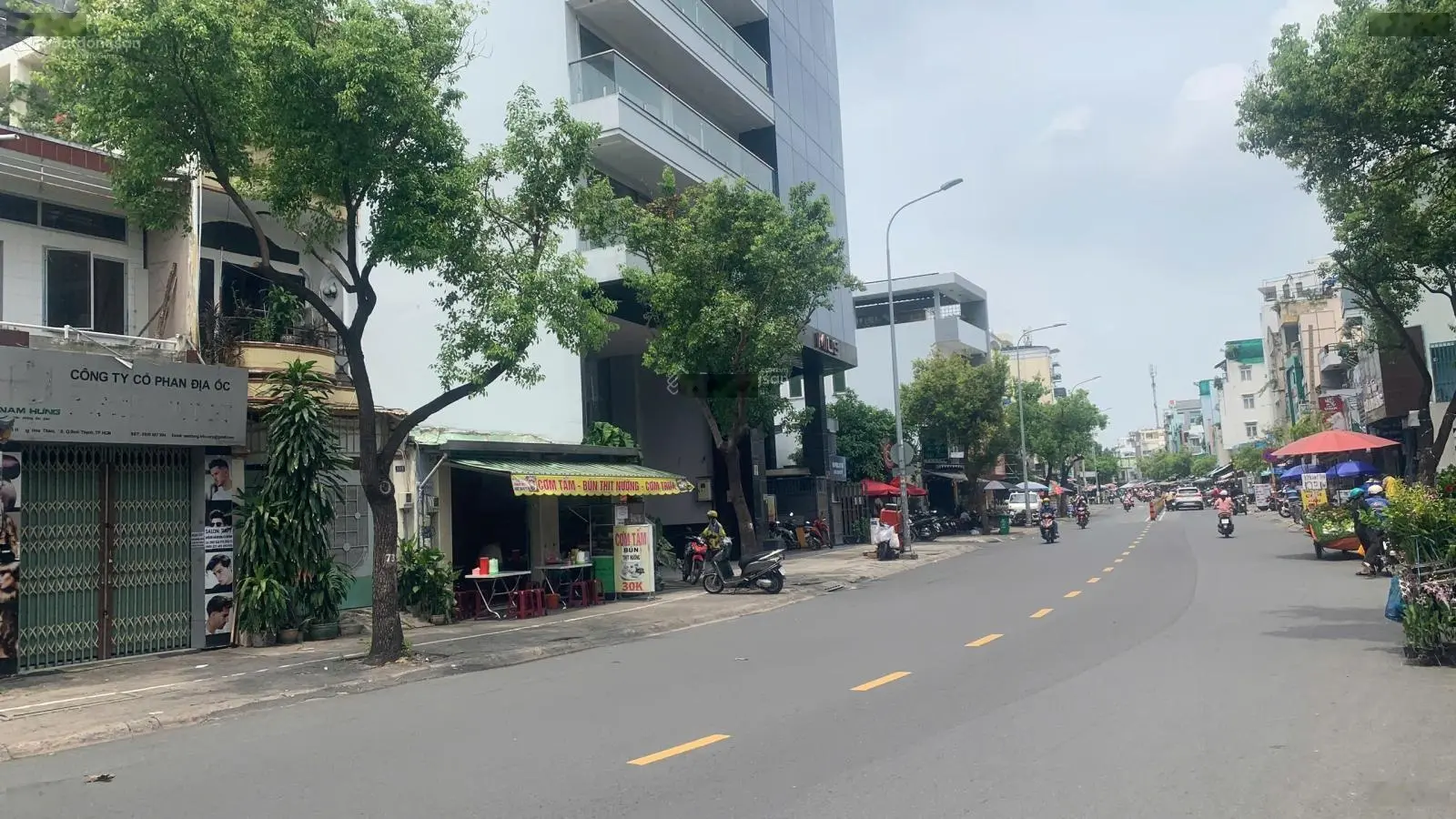 Bán nhà 3 mặt tiền đường Hoàng Hoa Thám, P6, Q.Bình Thạnh: 8x25m_2 Tầng. CTXD Hầm 7 Tầng