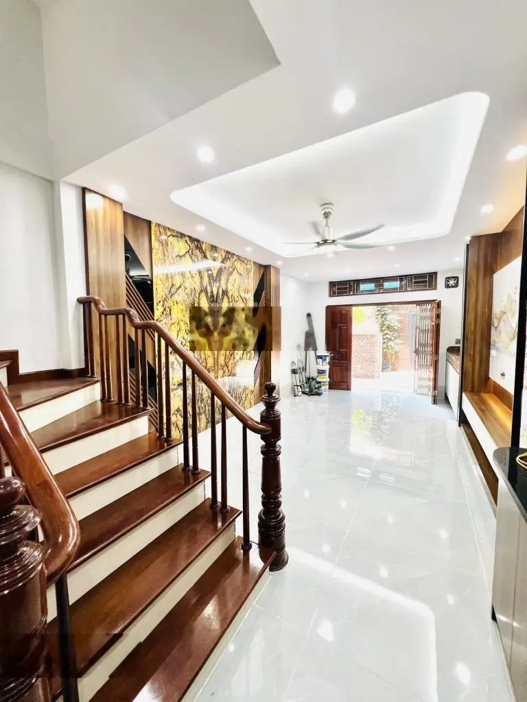 Nhà Mới Vĩnh Hưng- Hoàng Mai( 5 tầng, 3 ngủ rộng, đủ công năng, sổ đỏ nở hậu)