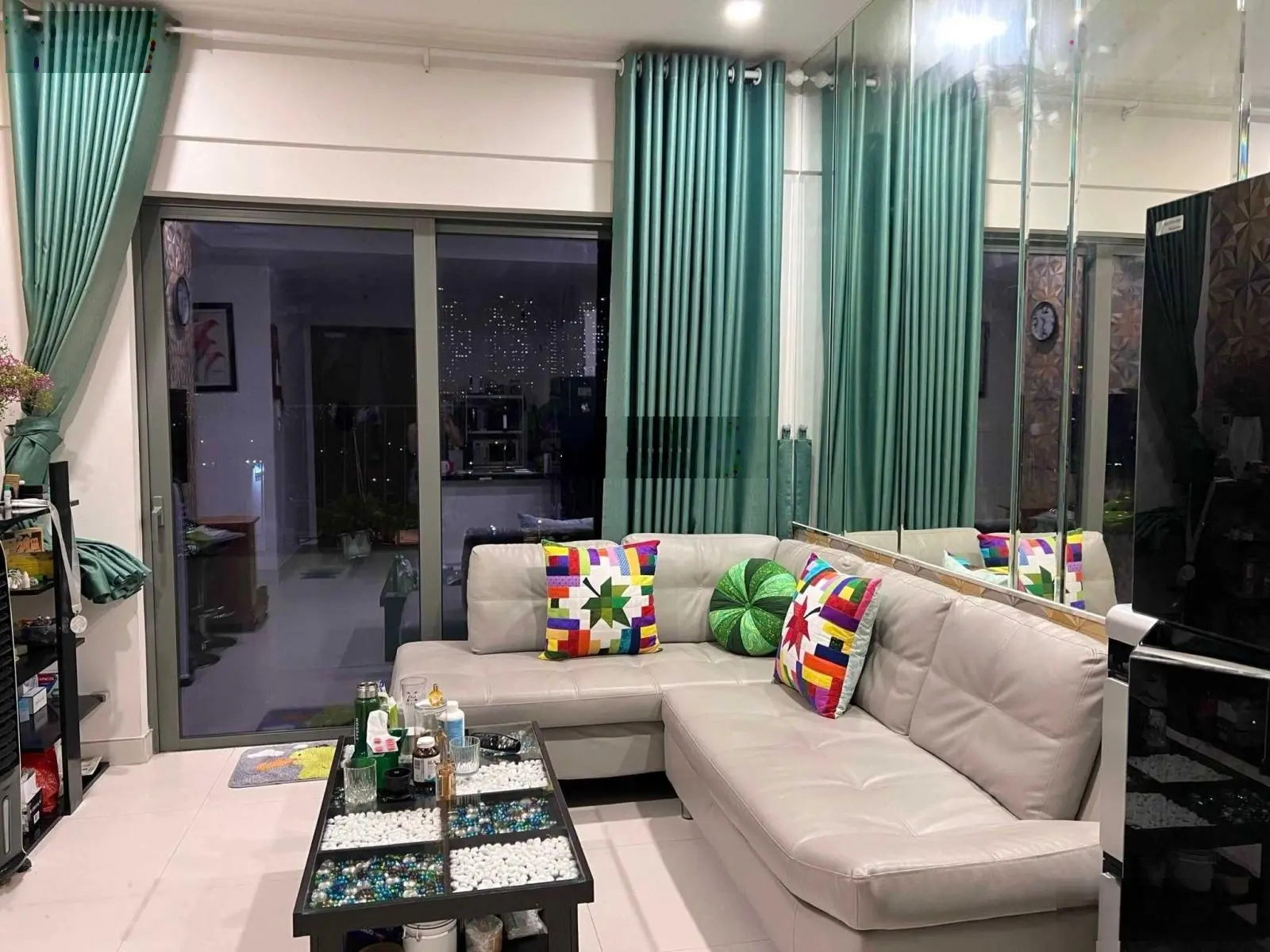 Cần bán gấp Diamond Lotus, 2PN (58m2), full nội thất, đã có sổ, giá 3,52 tỷ TL