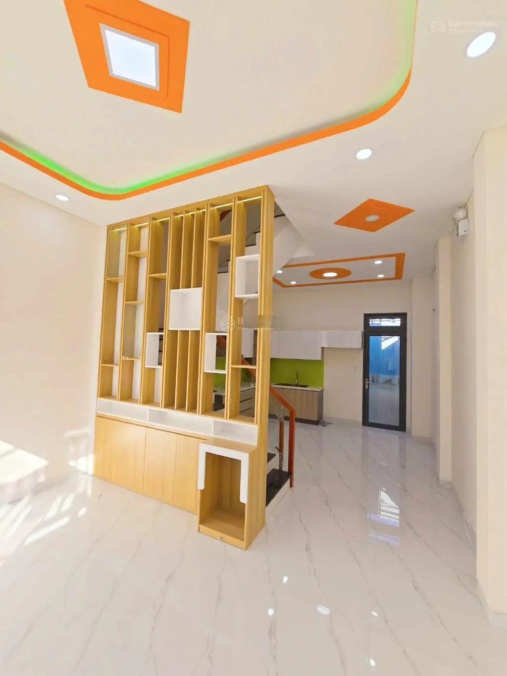 Nhà 3 tầng mới chưa ở cách nguyễn duy trinh vài bước ,đã hoàn công giá chỉ 4.3 tỷ.